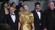 Cate Blanchett deslumbra en la alfombra roja de Cannes 